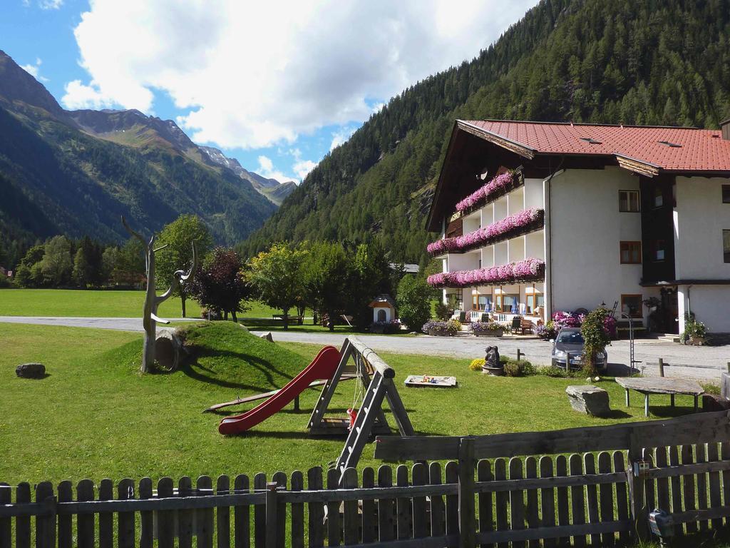 Pension Konigshof Mallnitz Bagian luar foto